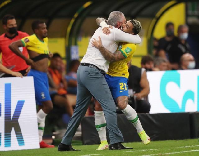 火狐电竞平台-王勤伯：蒂特和巴西都需要走出斯科拉里的阴影