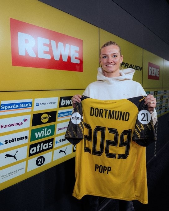 火狐电竞APP-官方：多特蒙德女足签下德国女足名将波普，签约至2029年